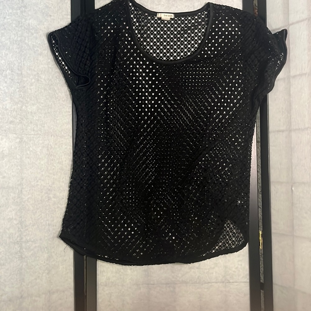 black mesh cover over
